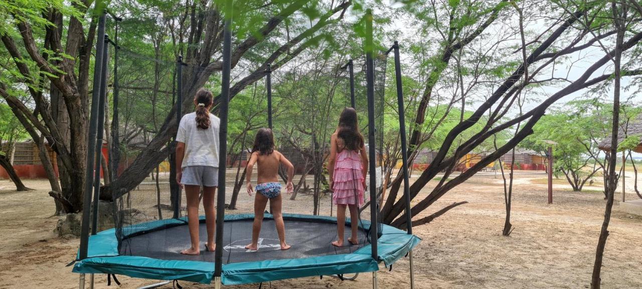 Campement Hakuna Lodge Mar Lodj エクステリア 写真