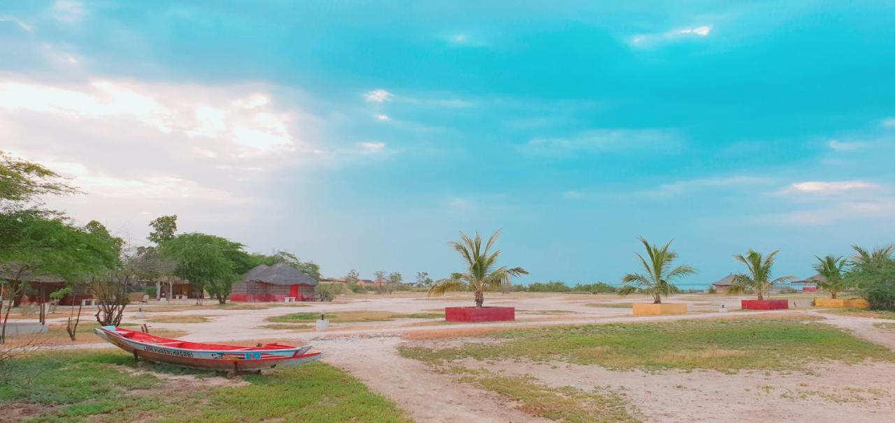 Campement Hakuna Lodge Mar Lodj エクステリア 写真